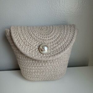 Elegant Cream Woven Bag With Pearl Accent